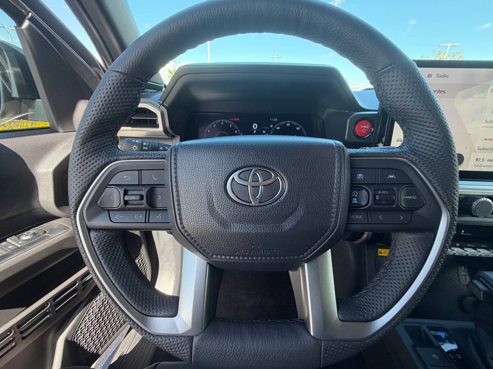 Used 2025 Toyota Tacoma TRD Off-Road w/ TRD Off Road Premium Package AWD/4WD image 21