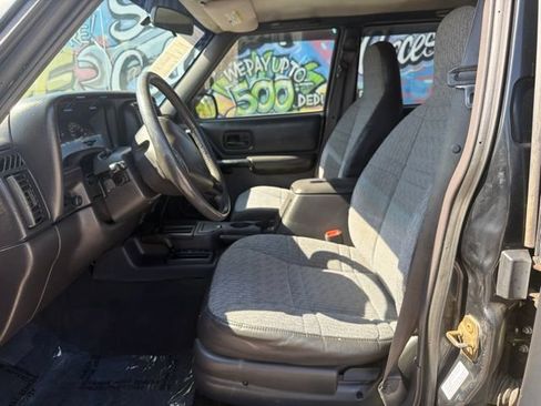 Used 2001 Jeep Cherokee Sport AWD/4WD image 13