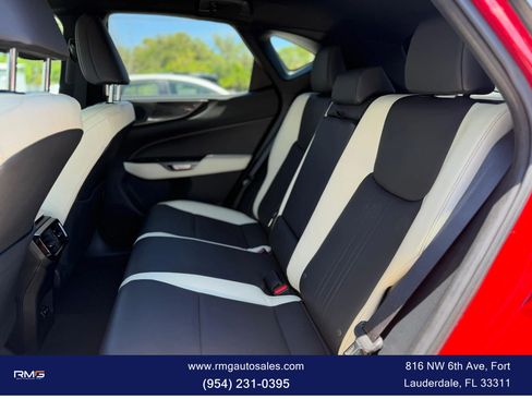Used 2023 Lexus NX 250 FWD w/ Towing Package (2000 Lbs) image 17