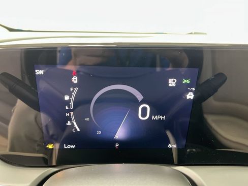 Used 2024 Buick Encore GX Avenir w/ Avenir Convenience Package AWD/4WD image 11
