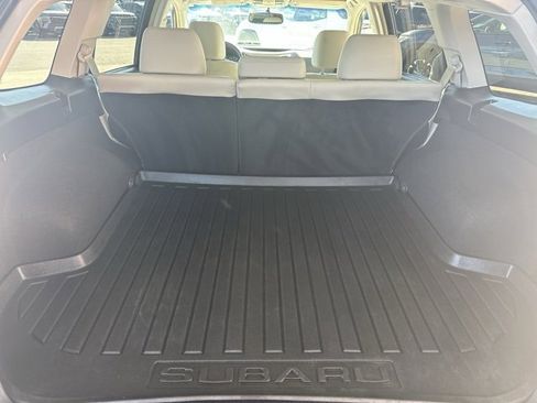 Used 2014 Subaru Outback 2.5i Limited image 19