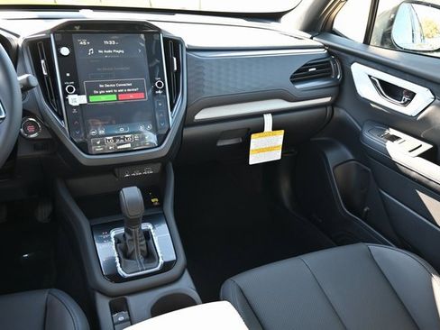 New 2025 Subaru Forester Limited image 10