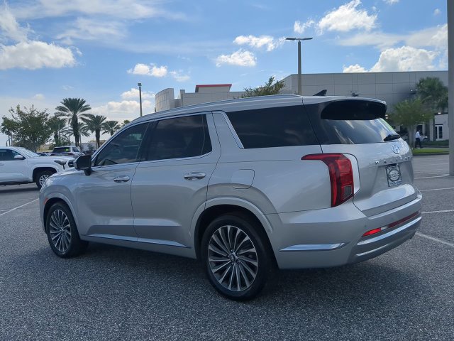 Used 2024 Hyundai Palisade Calligraphy FWD image 6