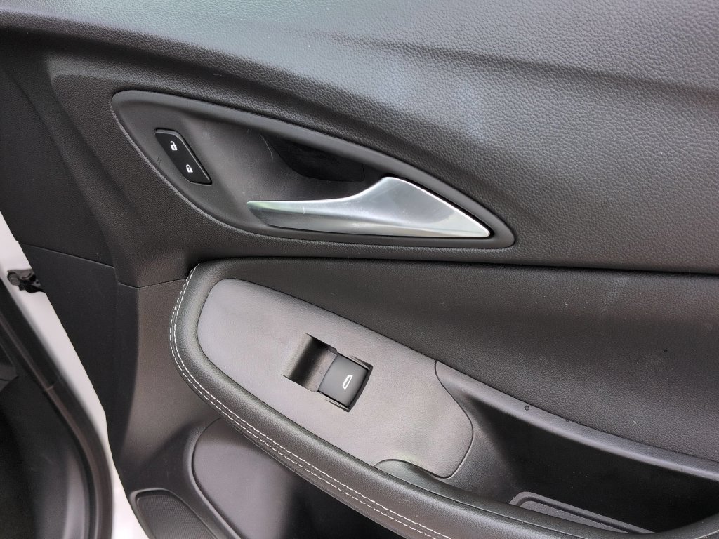 Used 2026 Buick Encore GX Preferred FWD image 30