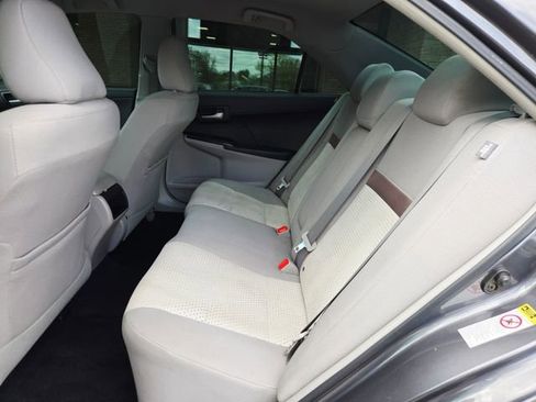 Used 2012 Toyota Camry LE image 16