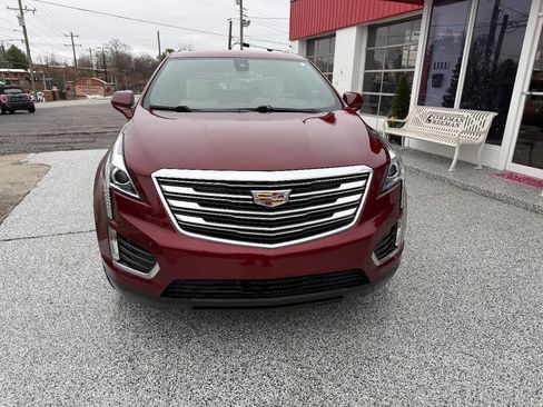 Used 2017 Cadillac XT5 Luxury w/ Driver Awareness Package image 39