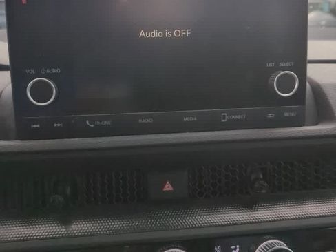Used 2024 Honda CR-V LX image 7