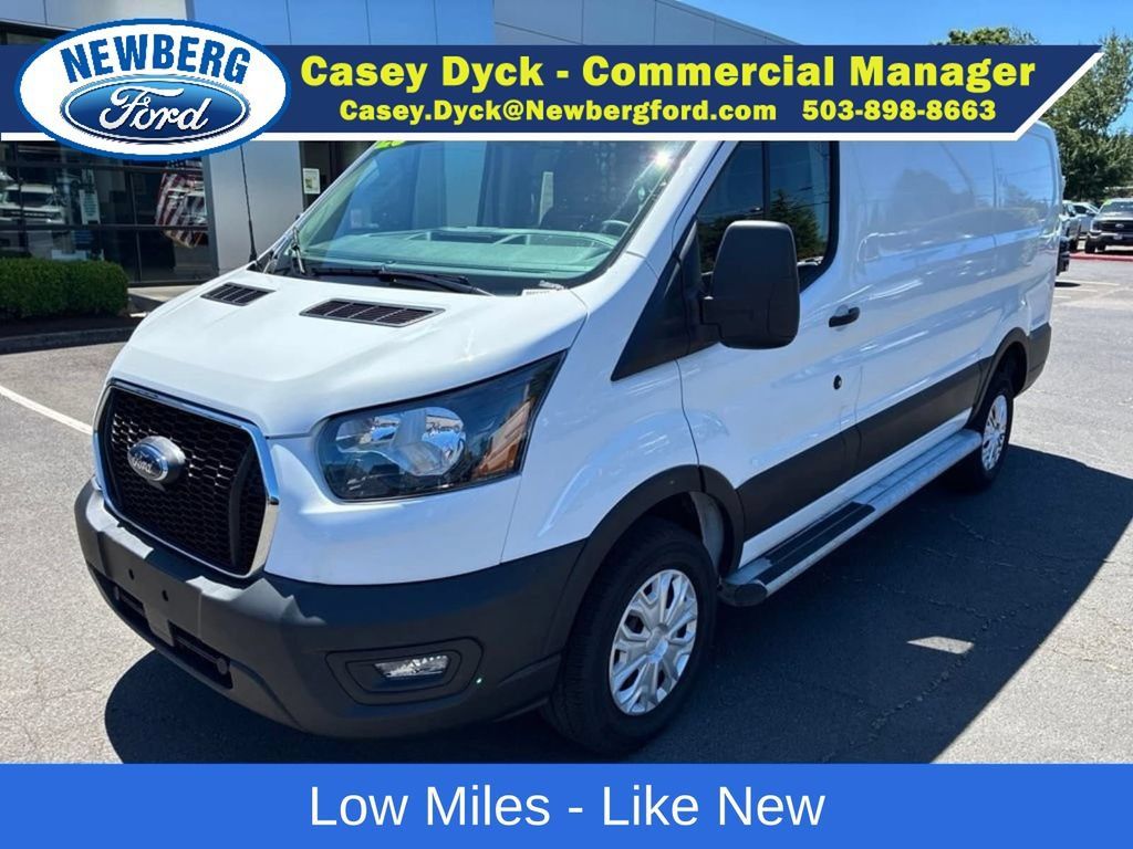 Used 2025 Ford Transit 250 Low Roof w/ Exterior Upgrade Package RWD image 3