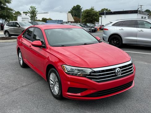 Used 2019 Volkswagen Jetta S w/ Driver Assistance Package image 1