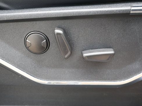 Used 2024 Ford F350 Lariat w/ Black Appearance Package image 43