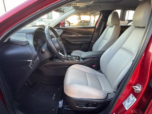 Used 2025 MAZDA CX-30 AWD 2.5 S w/ Preferred Package image 12