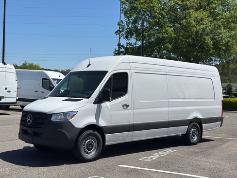 New 2025 Mercedes-Benz Sprinter 2500 image 5