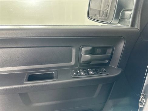 Used 2015 RAM 1500 Express image 17