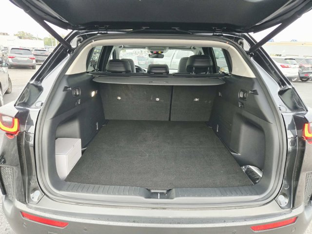 Certified 2026 MAZDA CX-50 AWD 2.5 S w/ Cargo Package image 11