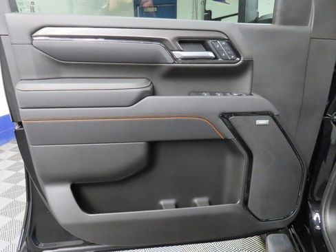 Used 2025 GMC Sierra 2500 AT4 w/ AT4 Premium Plus Package image 79