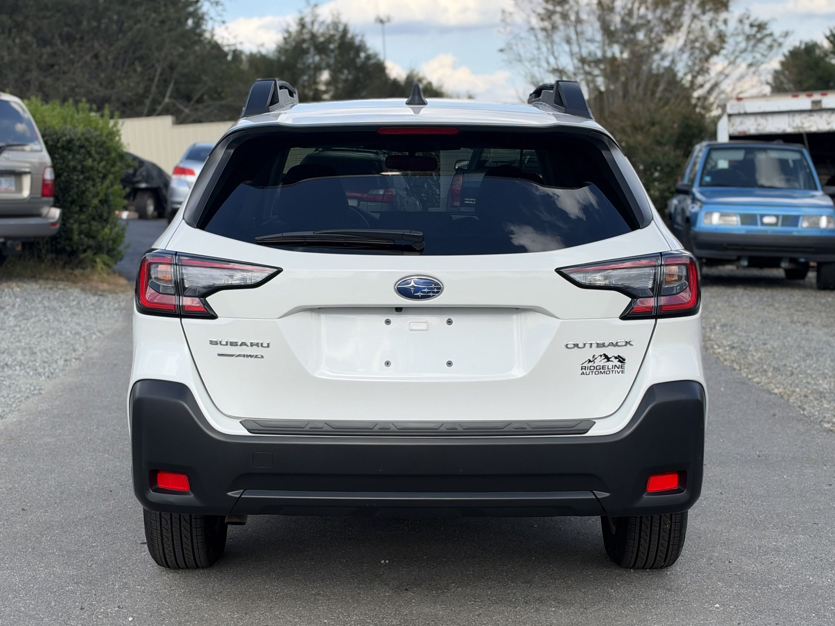 Used 2025 Subaru Outback Premium AWD/4WD image 4