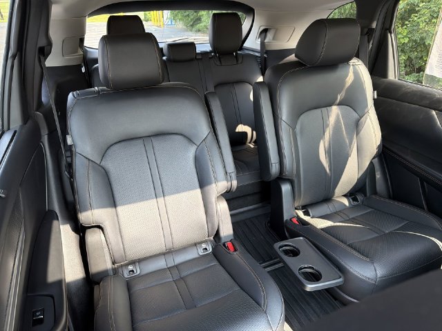 Used 2024 MAZDA CX-90 3.3 Turbo w/ Preferred Package AWD/4WD image 18