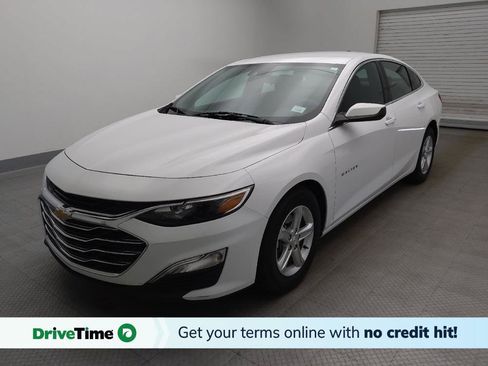 Used 2025 Chevrolet Malibu LS FWD image 1