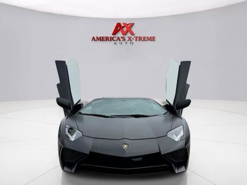 Used 2017 Lamborghini Aventador LP 750-4 Superveloce AWD/4WD image 19