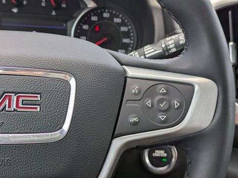 Used 2023 GMC Terrain SLT FWD image 27