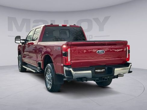 Used 2023 Ford F350 Lariat image 3