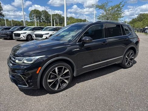 Used 2022 Volkswagen Tiguan SEL R-Line AWD/4WD image 13