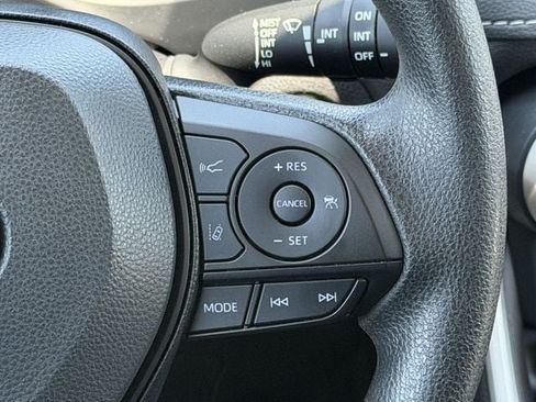 Used 2025 Toyota RAV4 XLE w/ Convenience Package AWD/4WD image 15