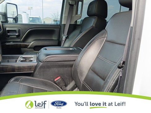 Used 2015 GMC Sierra 2500 Denali w/ Duramax Plus Package image 9