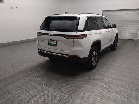 Used 2022 Jeep Grand Cherokee Limited 4xe w/ Luxury Tech Group II image 9