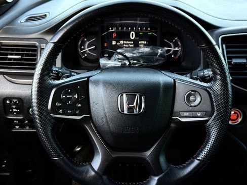 Used 2022 Honda Passport TrailSport image 13