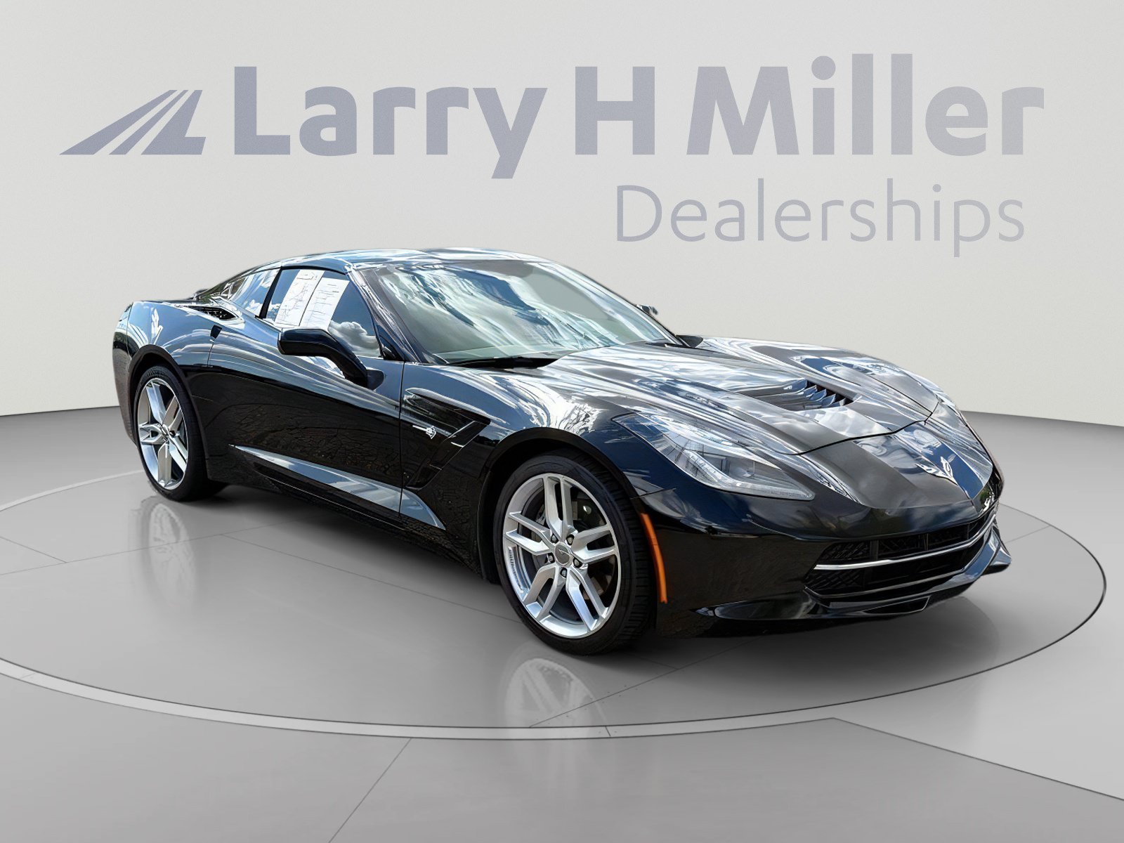 Used 2019 Chevrolet Corvette Stingray Coupe w/ 1LT RWD image 7