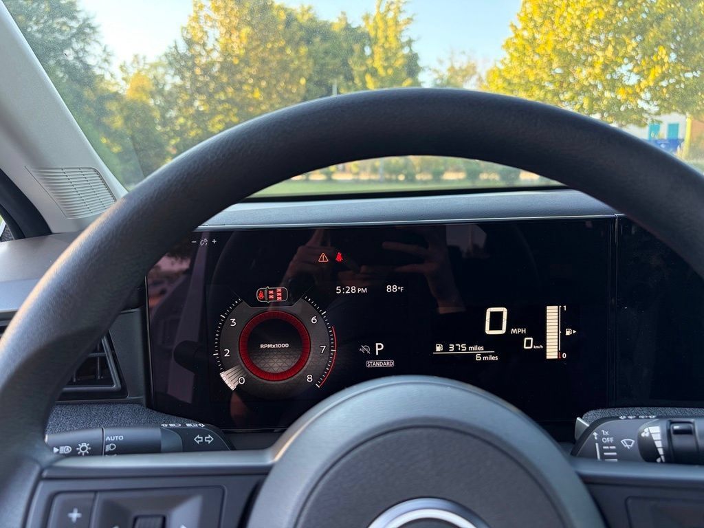 New 2027 Nissan Kicks SV FWD image 17