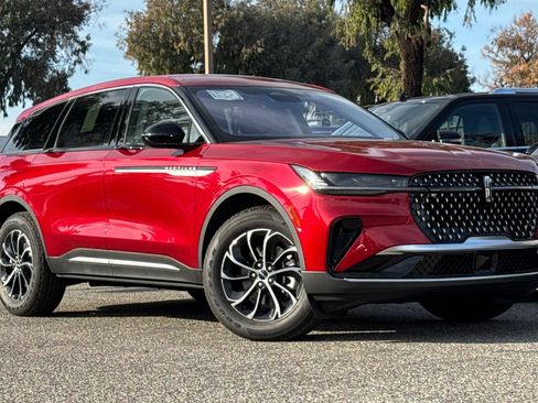 New 2026 Lincoln Nautilus Premier image 2