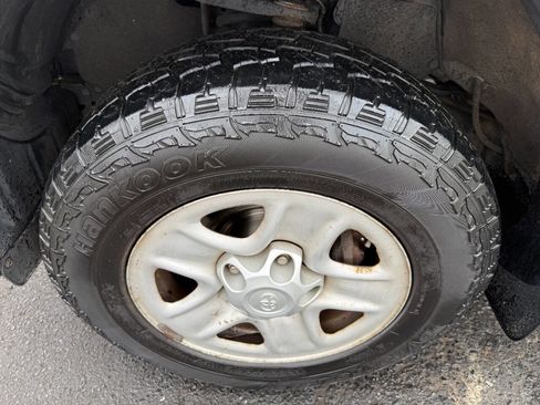 Used 2010 Toyota Tundra 2WD Double Cab image 9