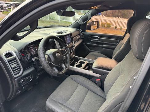 Used 2019 RAM 1500 Big Horn image 9