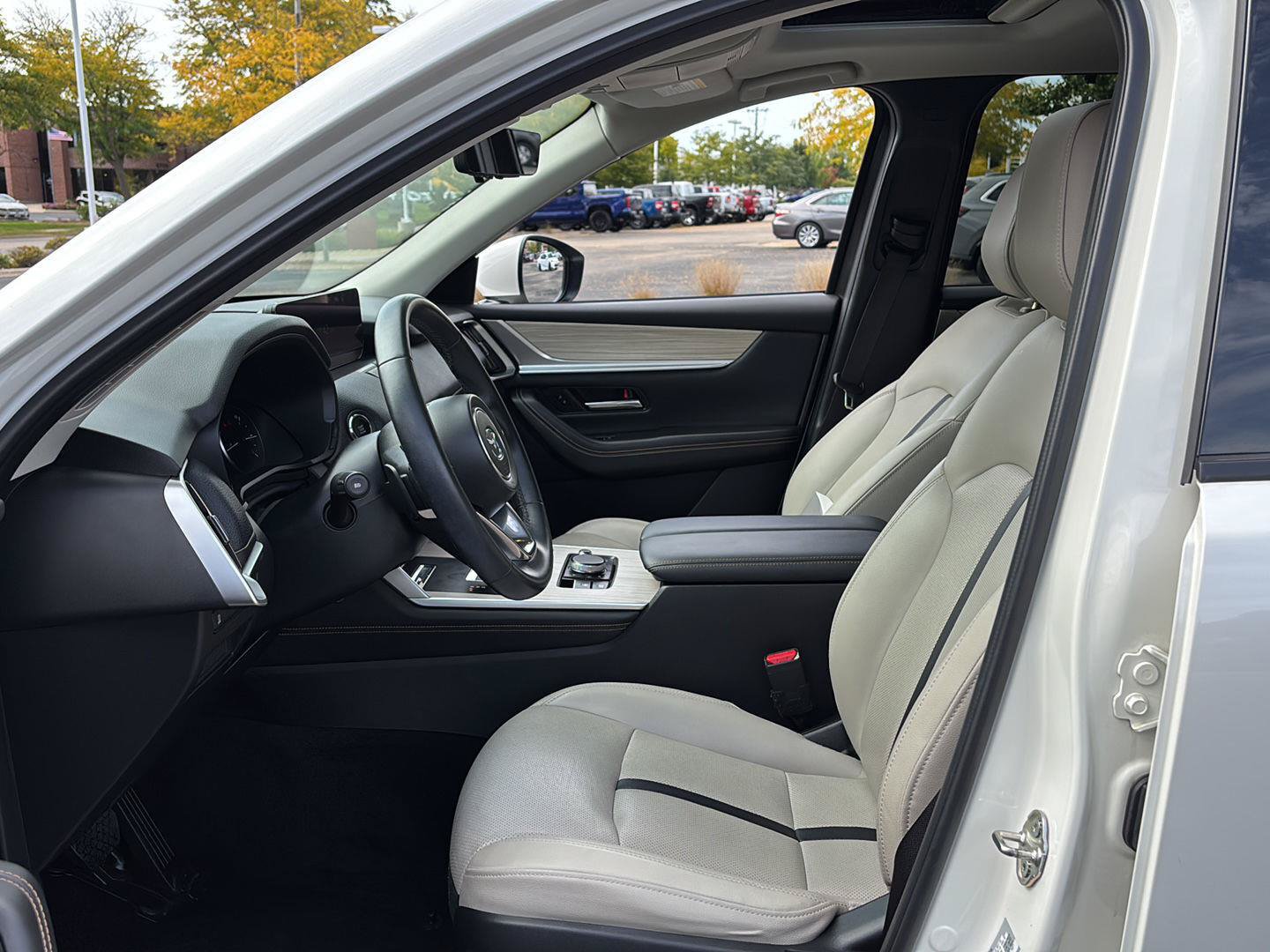 Used 2024 MAZDA CX-90 3.3 Turbo w/ Preferred Plus AWD/4WD image 20