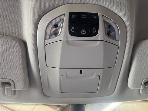 Used 2024 Chrysler Pacifica Touring-L w/ Road Tripper Package AWD/4WD image 16