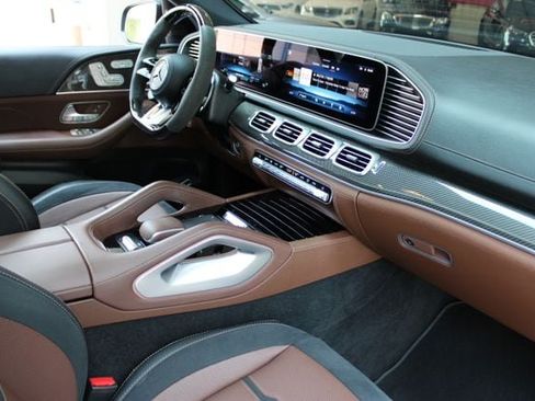 Used 2024 Mercedes-Benz GLE 53 AMG 4MATIC Coupe w/ Driver Assistance Package image 12
