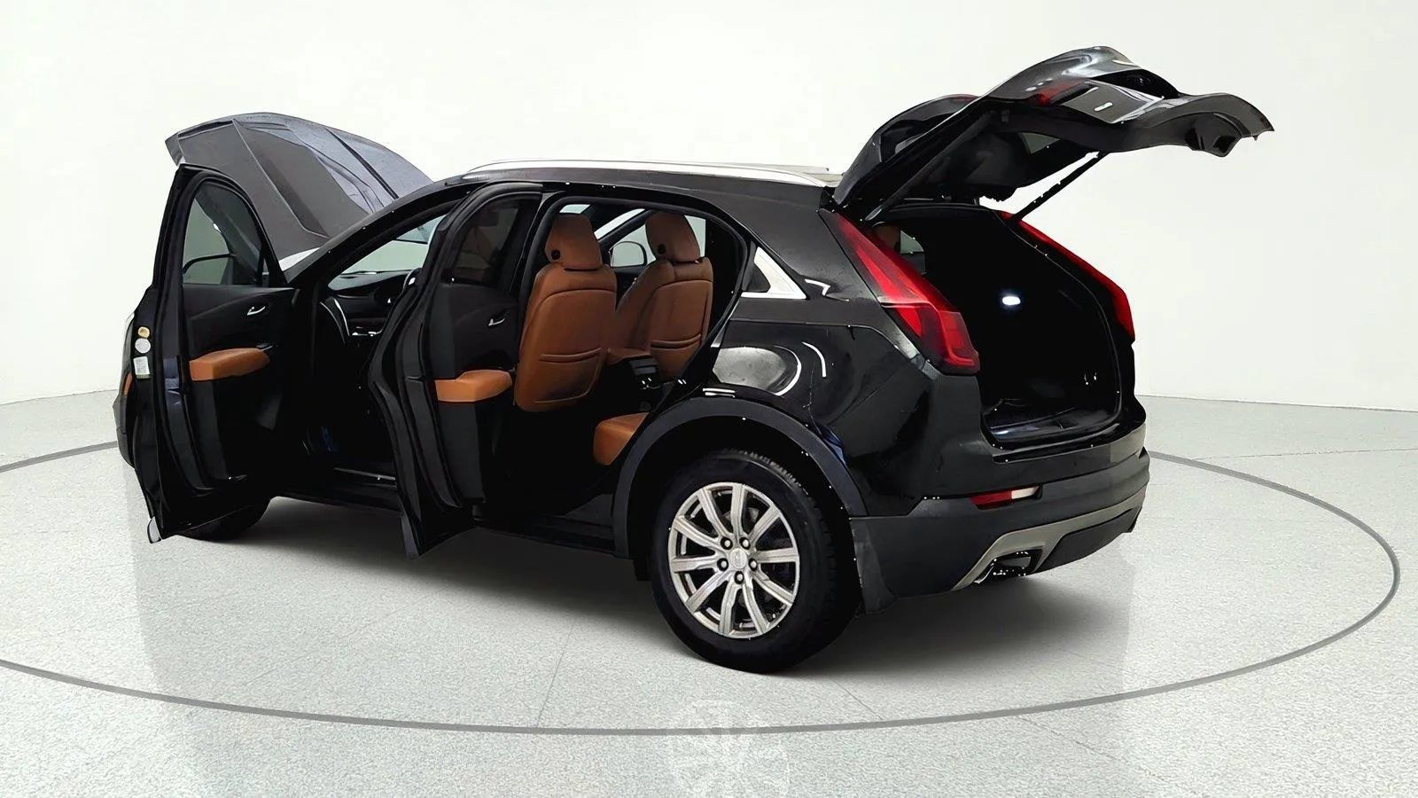 Used 2019 Cadillac XT4 Premium Luxury AWD/4WD image 10