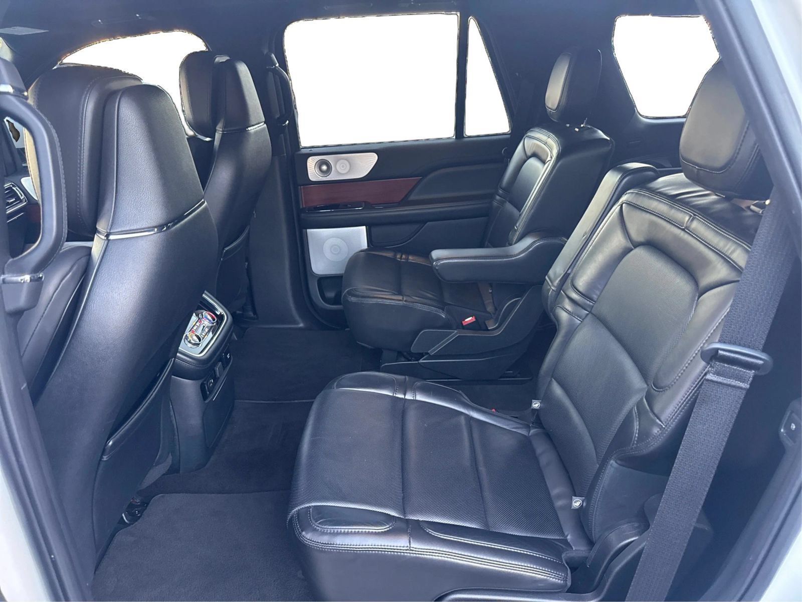 Used 2021 Lincoln Navigator Reserve AWD/4WD image 10