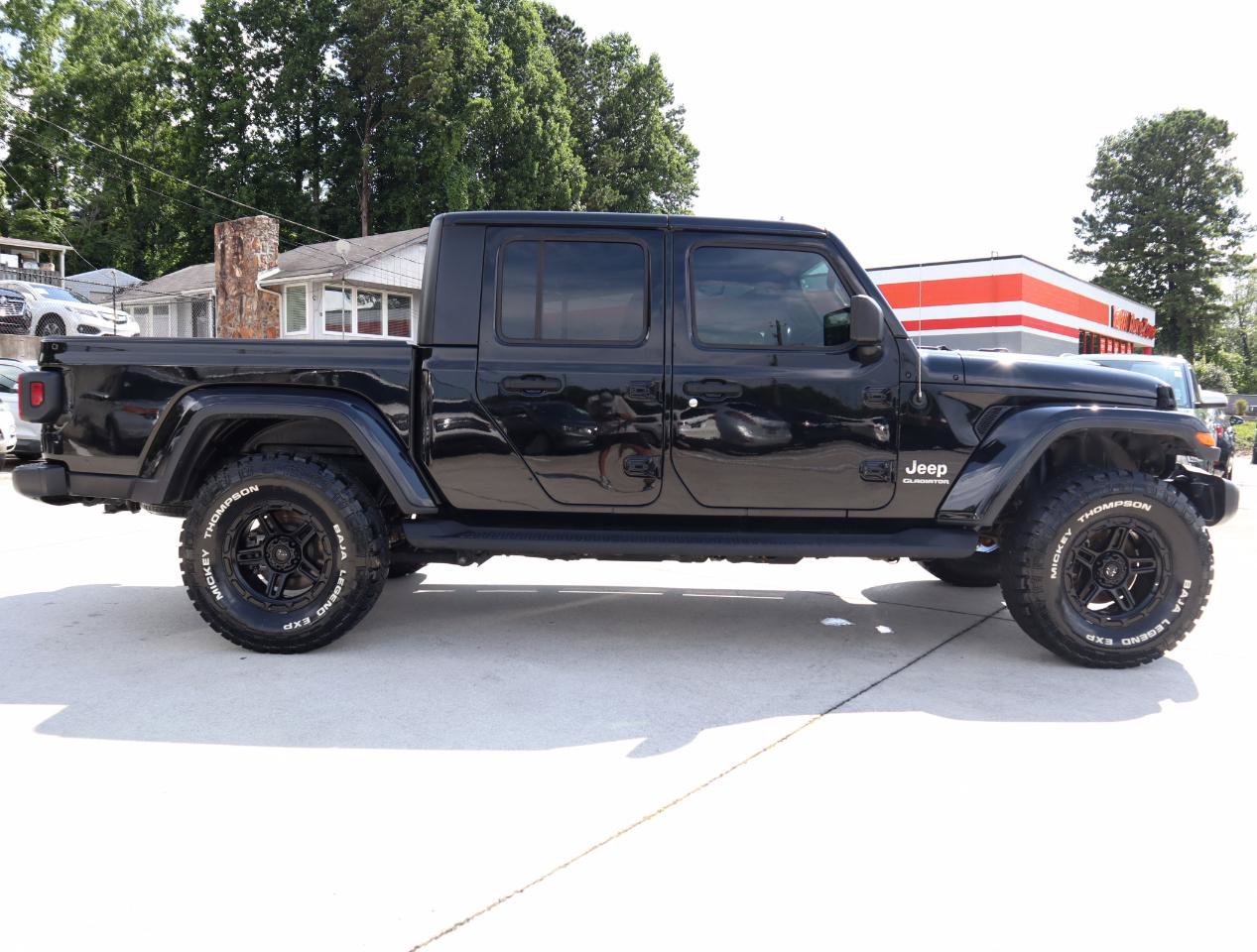 Used 2020 Jeep Gladiator Overland w/ Trailer Tow Package AWD/4WD image 8