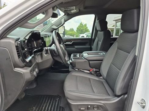 Used 2025 Chevrolet Silverado 2500 LT w/ Convenience Package AWD/4WD image 21