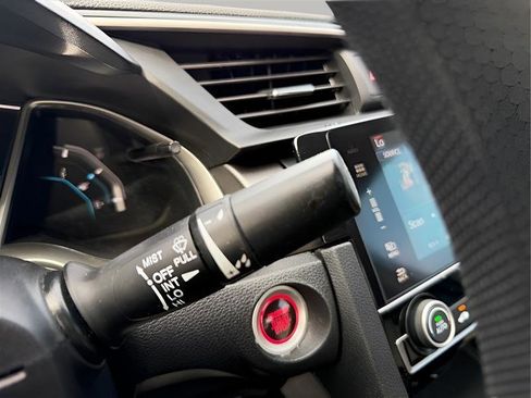 Used 2018 Honda Civic EX image 48