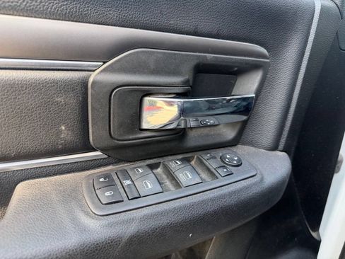 Used 2022 RAM 1500 Warlock AWD/4WD image 19
