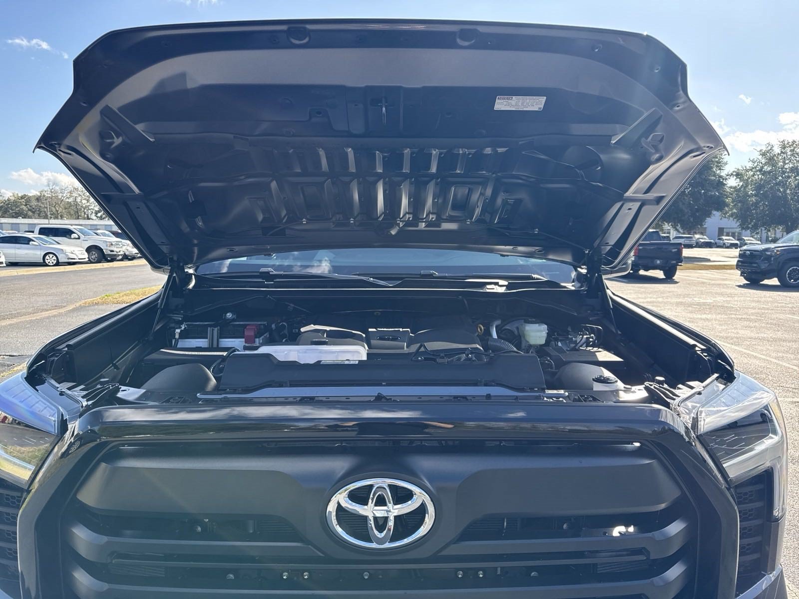 New 2025 Toyota Tundra SR w/ SR Tow Package AWD/4WD image 37