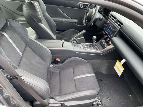 New 2026 Toyota GR86 Premium RWD image 5