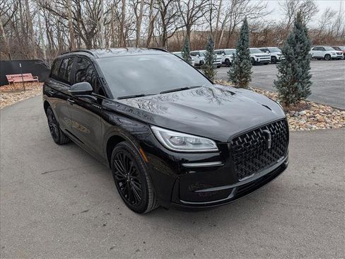 Certified 2023 Lincoln Corsair Reserve w/ Equipment Group 201A image 7