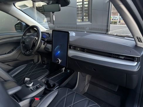 Used 2021 Ford Mustang Mach-E Select image 52