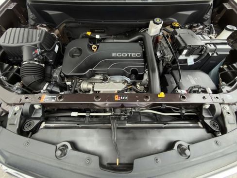 Used 2020 Chevrolet Equinox LT FWD image 28