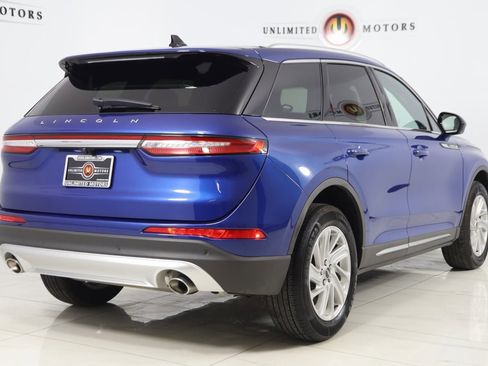 Used 2021 Lincoln Corsair Standard image 3